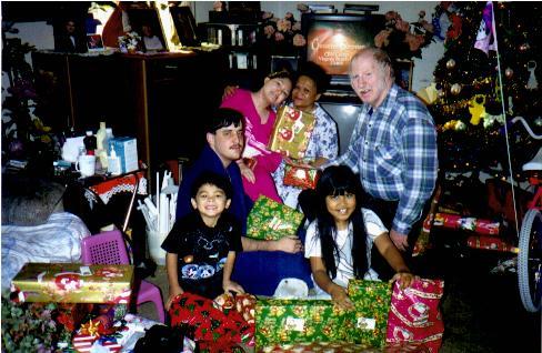 xmascoveyln1998.jpg (45234 bytes)